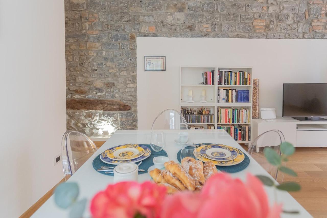 Wine Not Apartment In Como City Centre Ngoại thất bức ảnh